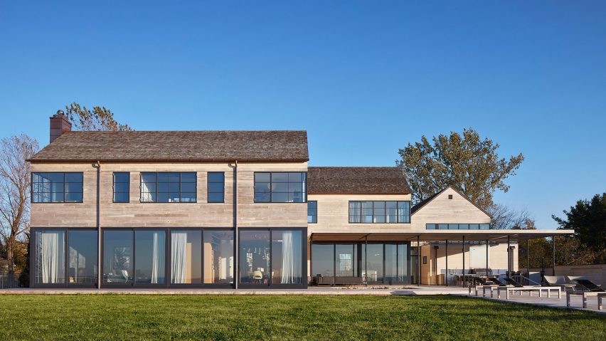 St Joseph Beach Residence by Wheeler Kearns Architects