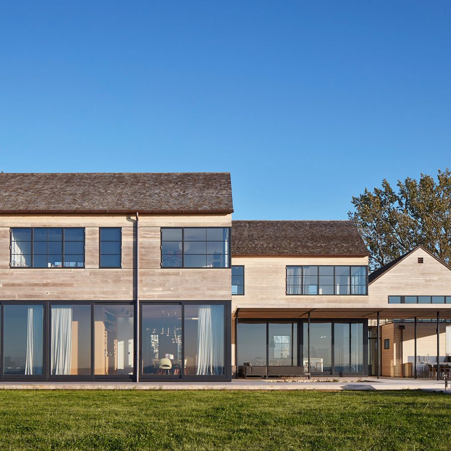 St Joseph Beach Residence by Wheeler Kearns Architects