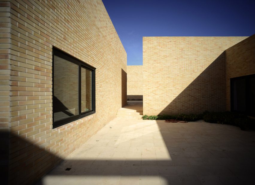 The Noor E Mobin G2 Primary School by FEA Studio made of brick in Iran