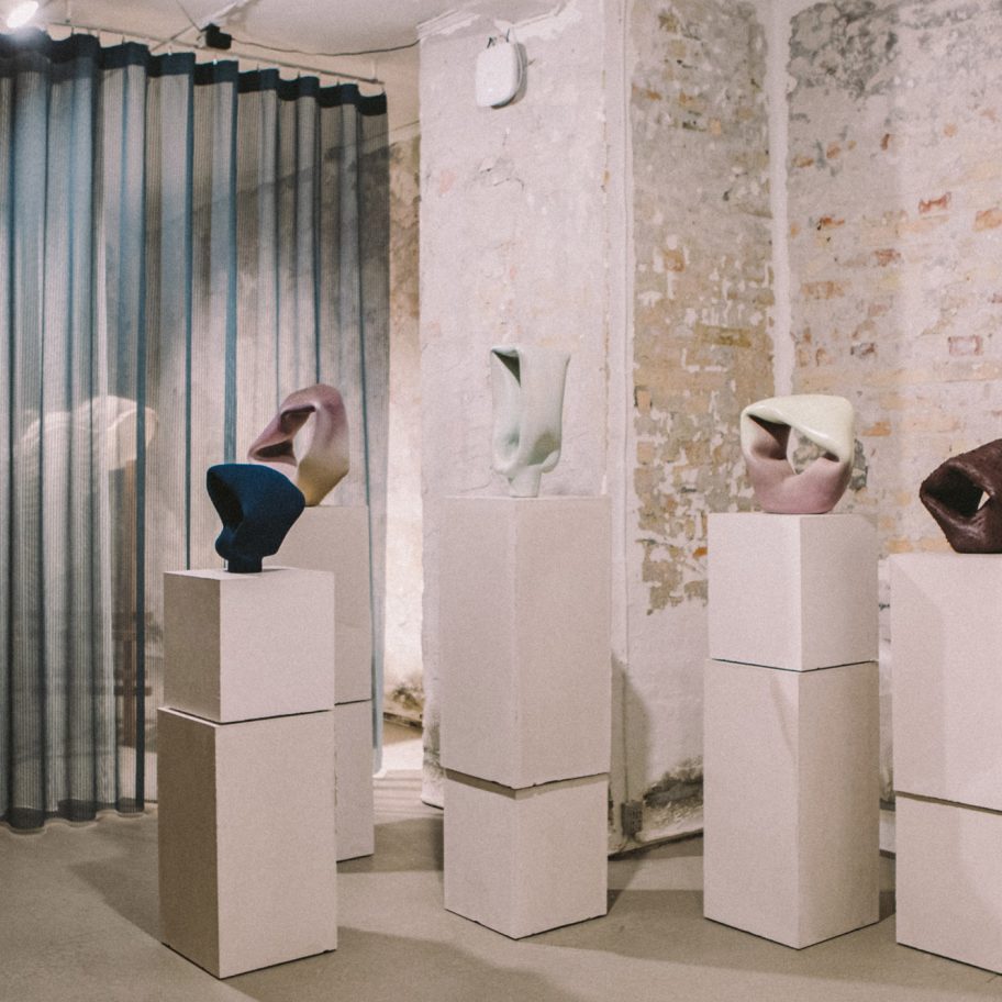 Stoneware by Esben Kaldahl at Ukurant