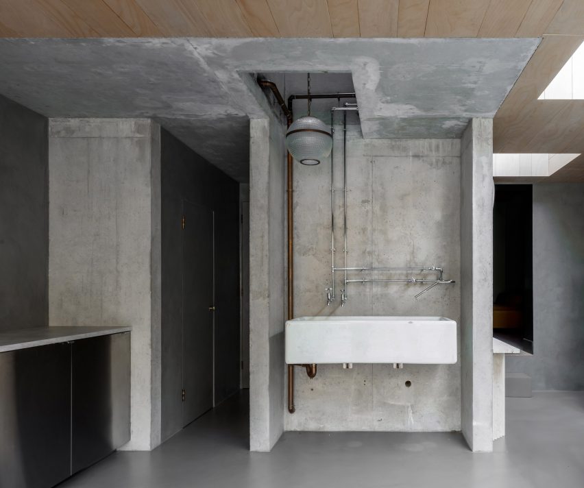Kitchen sink of Untiled House extension by Szczepaniak Astridge in London