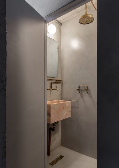 Stone sink in Untiled House extension by Szczepaniak Astridge in London