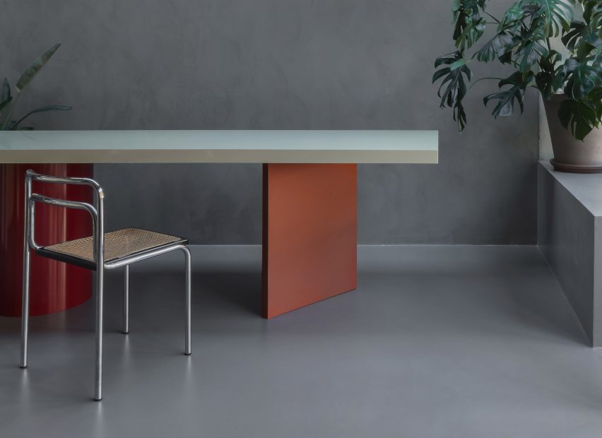 Dining table in kitchen of Untiled House extension by Szczepaniak Astridge in London