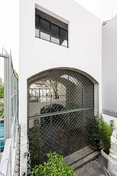 Exterior of Vom House in Vietnam by Sanuki Daisuke Architects