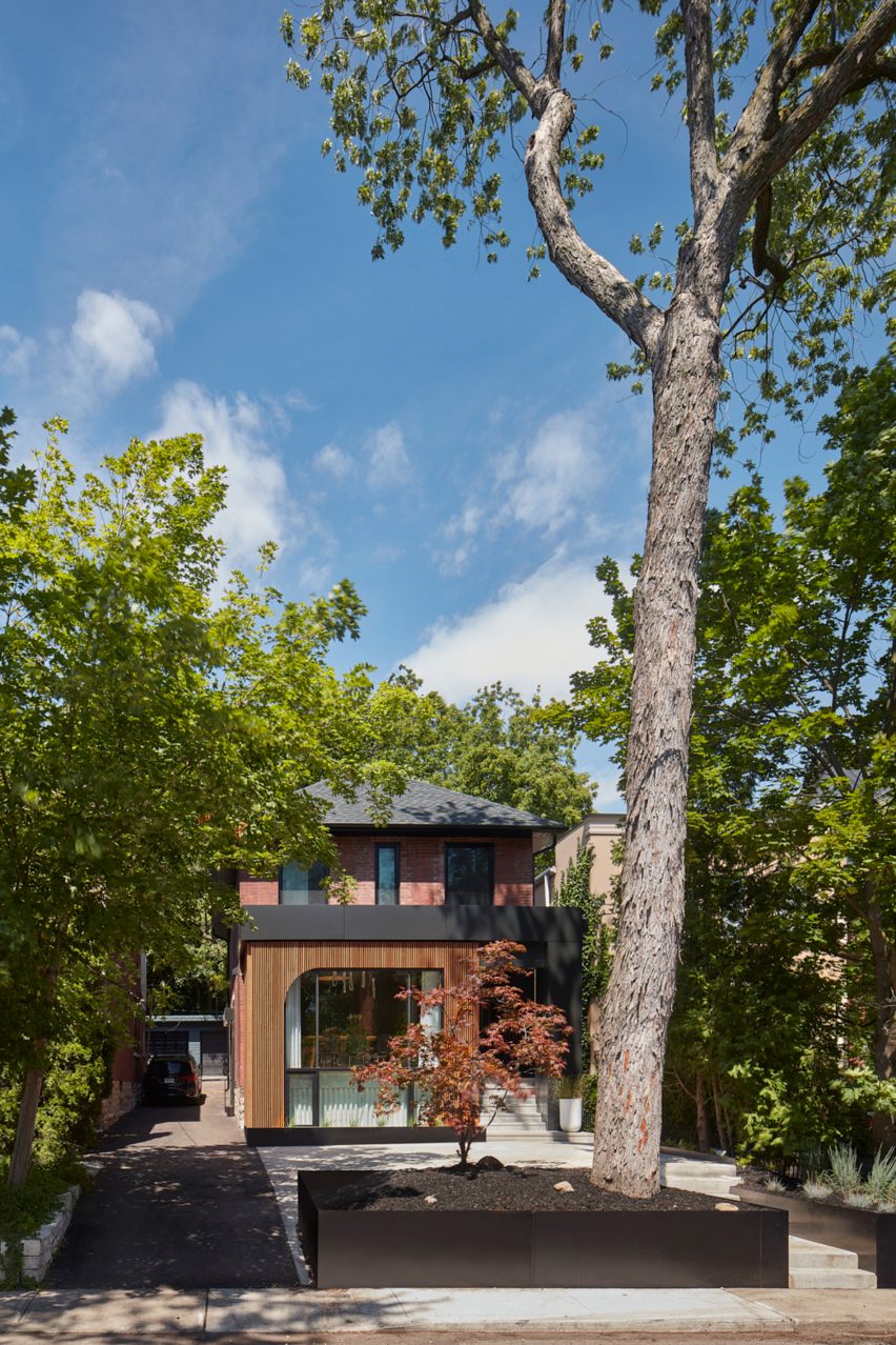 Walker house in Toronto, Canada, by Reflect Architecture