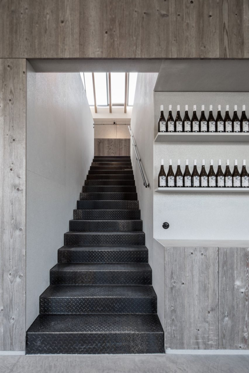 Clemens Strobl winery by Destilat features greyscale interiors