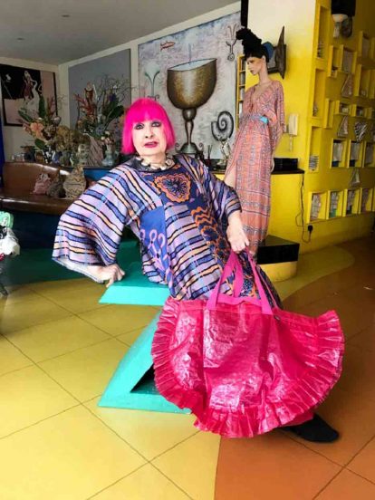 Zhandra Rhodes designs Karismatisk version of IKEA Frakta bag