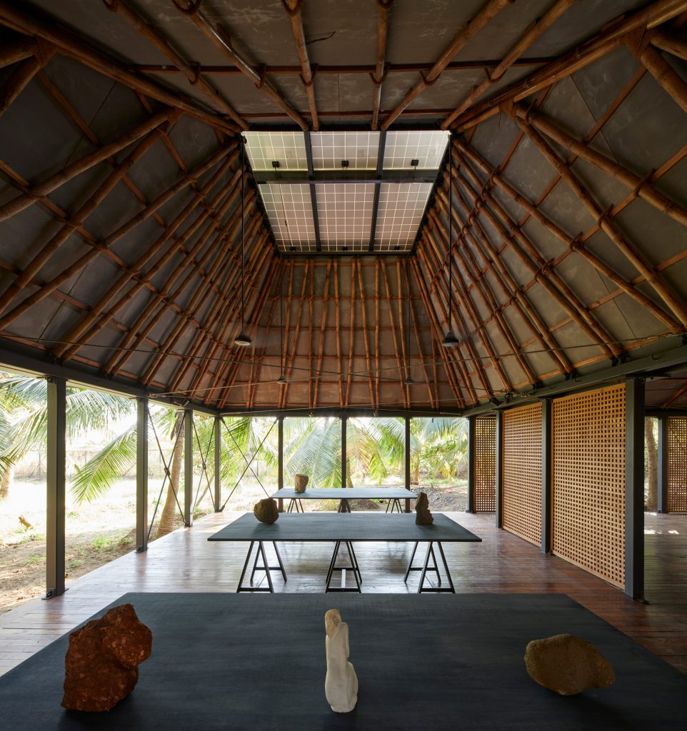 Mumbai Artist Retreat by Architecture Brio in Alibag, India