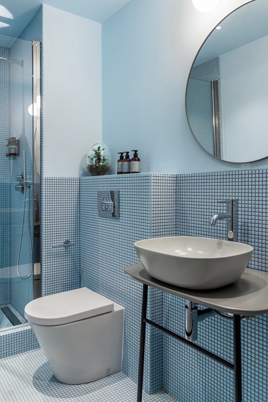 Guest bathrooms of London's Bermonds Locke hotel designed by Holloway Li