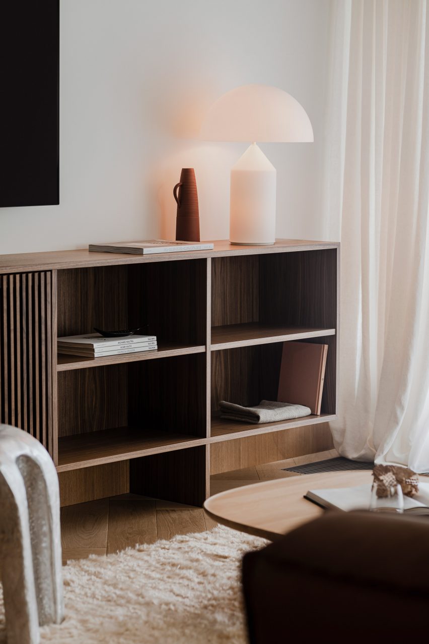 Living room of Botaniczna Apartment by Agnieszka Owsiany Studio