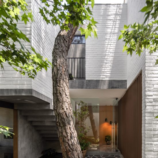 Casa RA by Radillo Alba