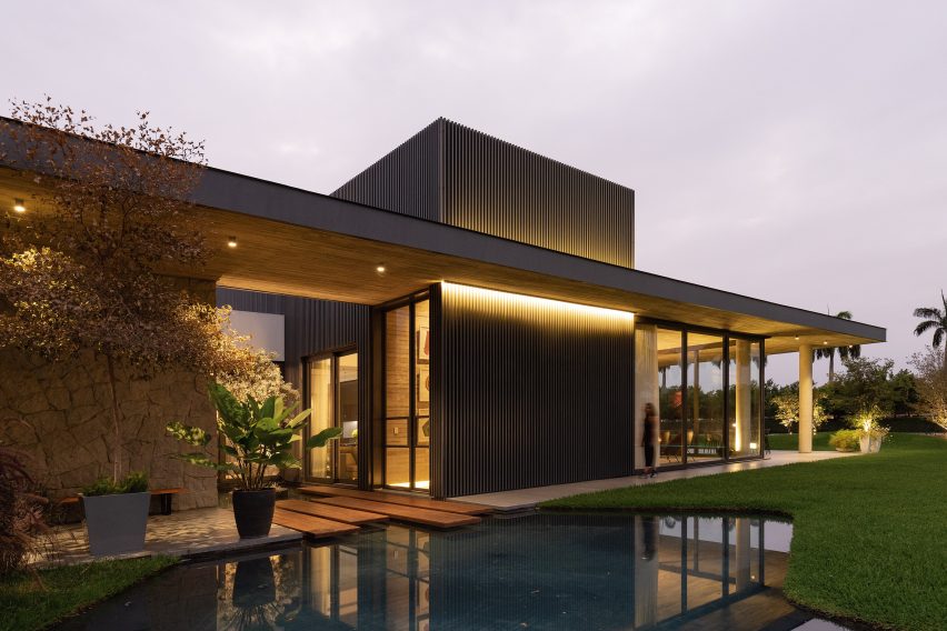 6M House by Jannina Cabal in Ecuador