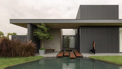 6M House in Ecuador