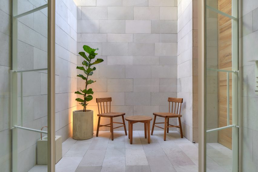 Circulo Mexicano hotel in Mexico City by Ambrosi Etchegaray