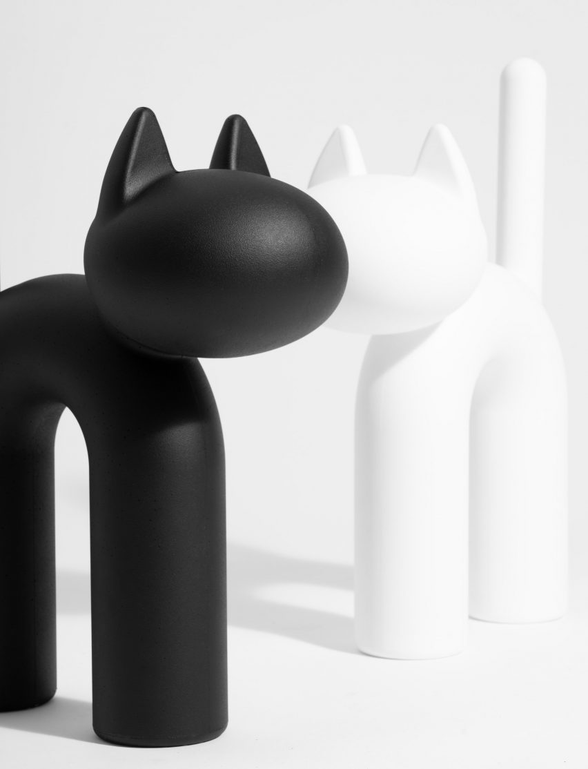 The Kisu cat ornament by Eero Aarnio