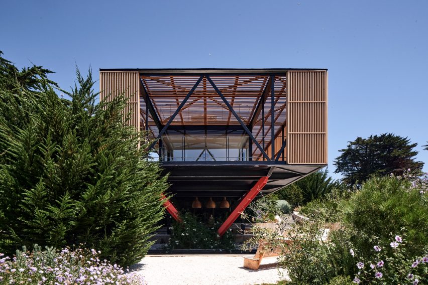 Engawa House by Santiago Valdivieso and Stefano Rolla