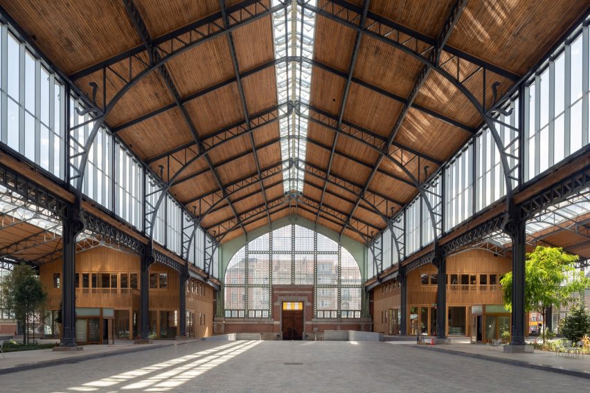 Hall of Neutelings Riedijk Architects