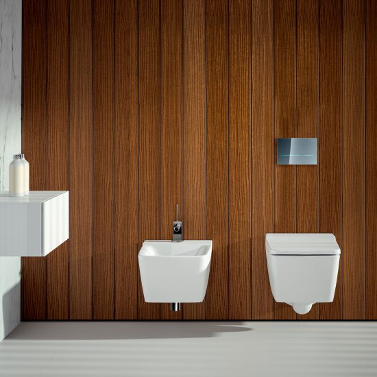 Geberit's Sigma80 actuator plate in a bathroom