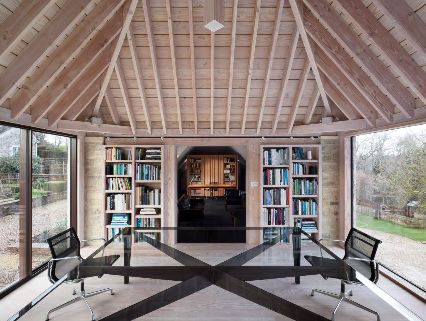 Richard Parr Associates' Grain Loft Studio on Easter Park Farm features Douglas fir roof