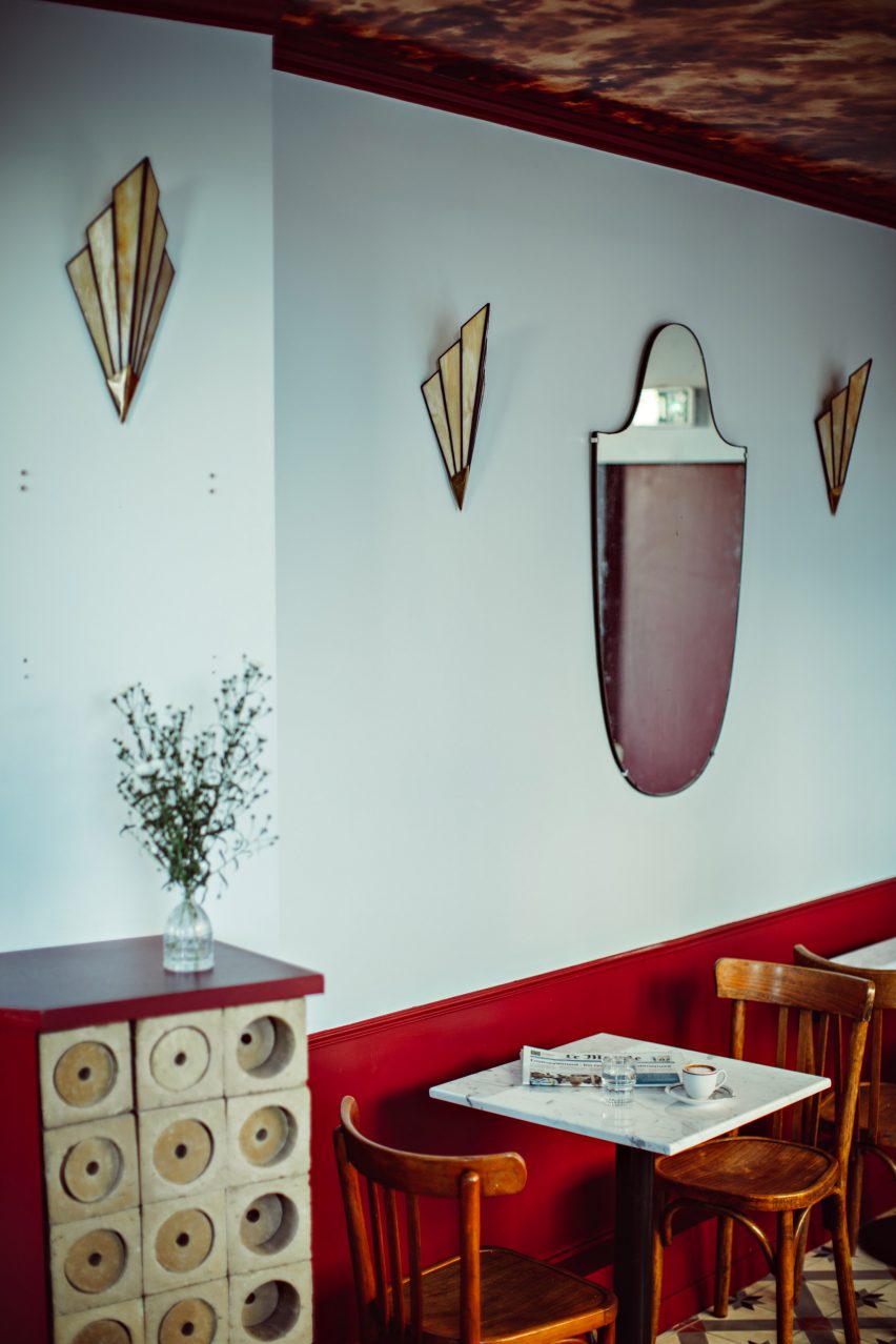 Cafe of Hotel Les Deux Gares in Paris