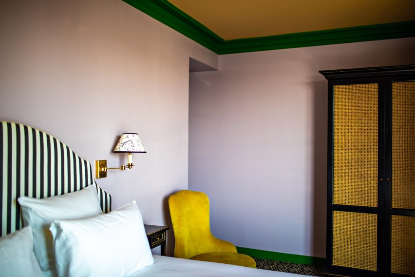 Bedrooms inside Hotel Les Deux Gares in Paris