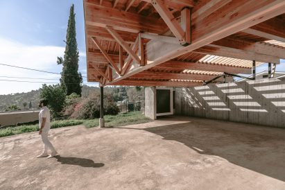 House in Los Angeles by The LADG
