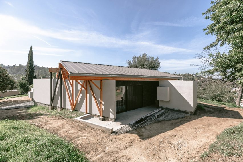 House in Los Angeles by The LADG