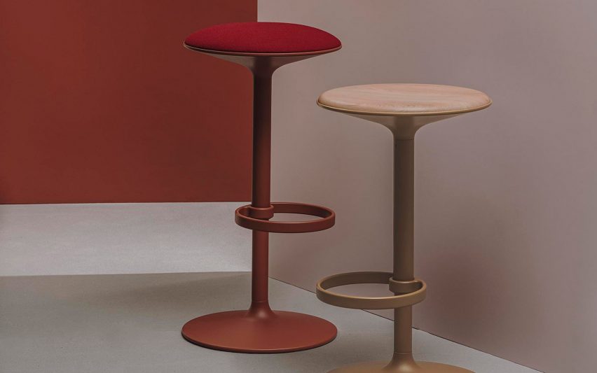 Hula 46 in two colours by Benjamin Hubert for Andreu World