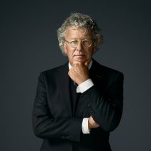 "Grandmaster of the white interior" Jan des Bouvrie dies aged 78
