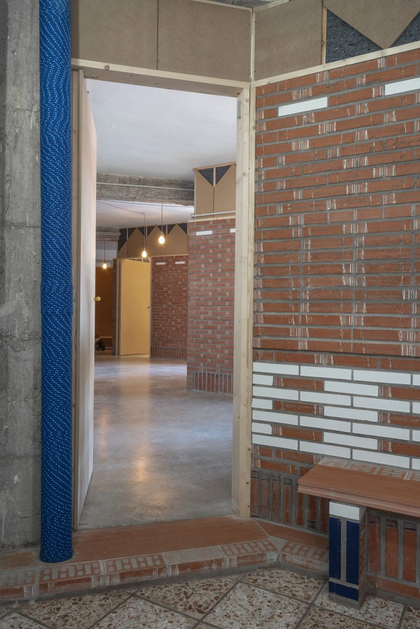 Inside the La Nave apartment in Madrid by Nomos