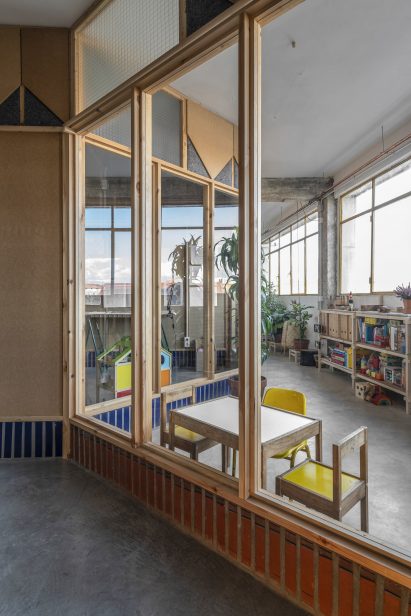 Winter garden of La Nave apartment in Madrid by Nomos