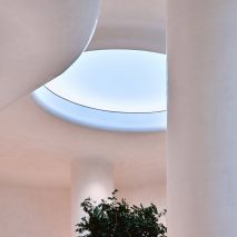Oculus is an artificial skylight by Light Cognitive that mirrors the actual gradients of the sky