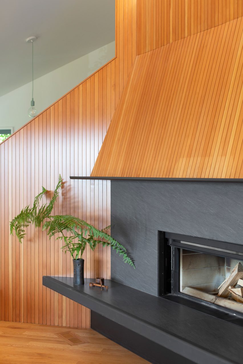 Inside Me-Kwa-Mooks Net-Zero house by SHED