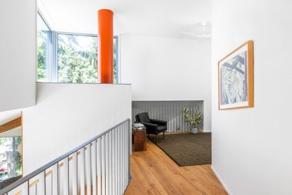 Inside Me-Kwa-Mooks Net-Zero house by SHED