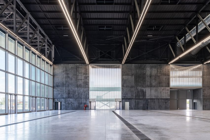 MEETT exhibition centre in Toulouse, France, by OMA