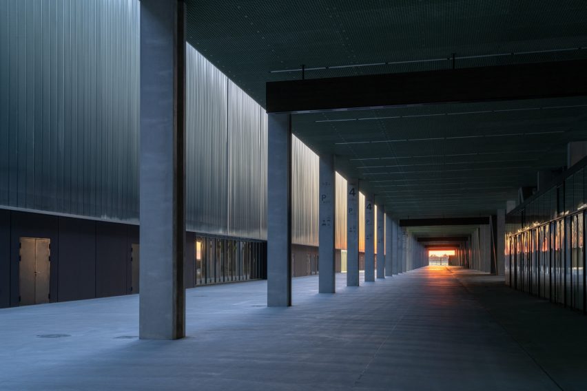MEETT exhibition centre in Toulouse, France, by OMA