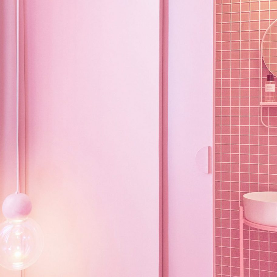 Thirty bathrooms designed by architects