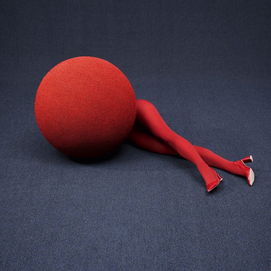Flow x Glow carpet by Ippolito Fleitz Group for Object Carpet