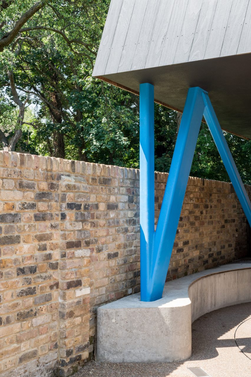 Pitched Black house in South London by Gruff Architects