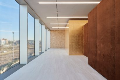 The velvet and gold leaf exterior of the Porcelain Room exhibition designed by Tom Postma Design for the Fondazione Prada