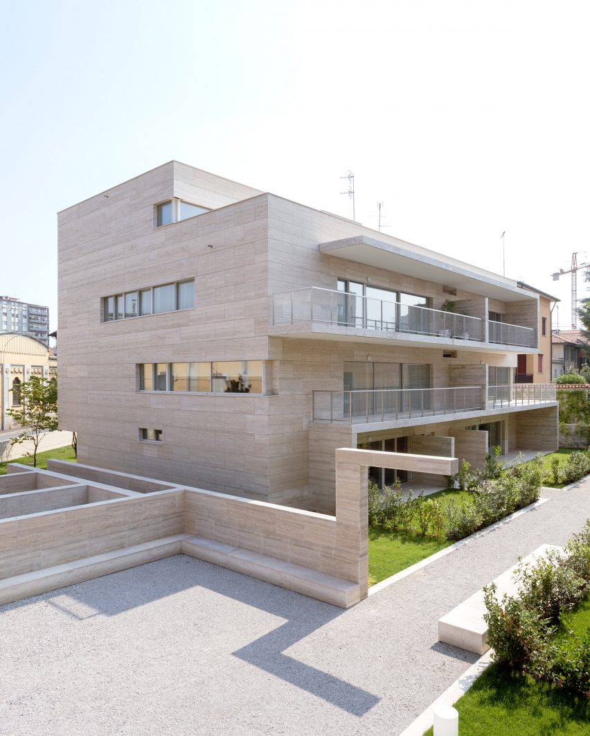Gallarate housing by Álvaro Siza and COR Arquitectos