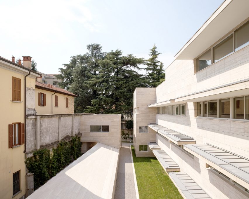 Gallarate housing by Álvaro Siza and COR Arquitectos