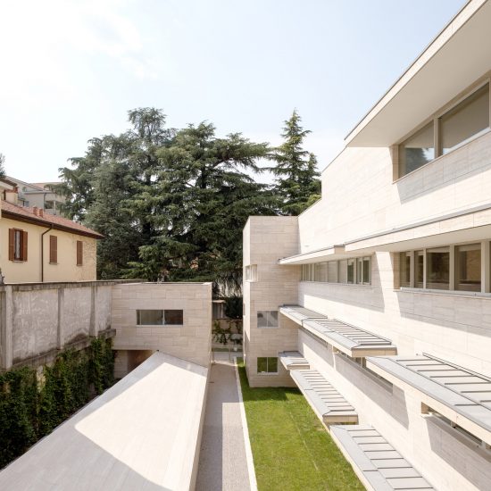 Gallarate housing by Álvaro Siza and COR Arquitectos