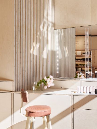 Shen beauty store features plywood interiors