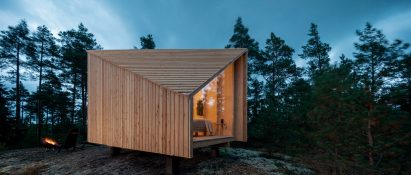 Outside the modular Space of Mind cabin prototype by Studio Puisto