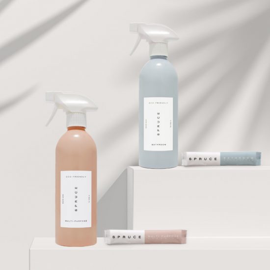 Spruce aluminium refillable bottle and compostable sachets