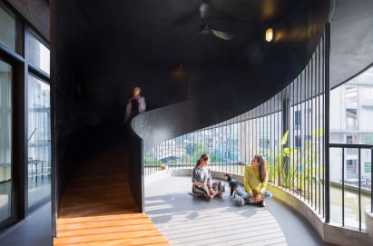 Communal area of Borderless Community of Zi Ni Twelve Portals, housing project designed by Fei Architects in Guangzhou, China