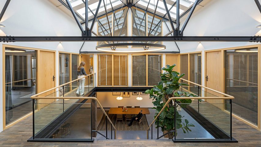 Upper level of The Gymnasium apartment by Robbert De Goede
