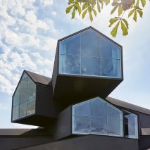 Vitrahaus