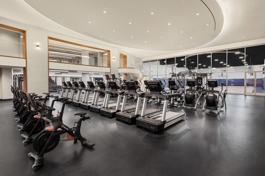 The Waterline Club is a private leisure club for residents of New York’s Waterline Square